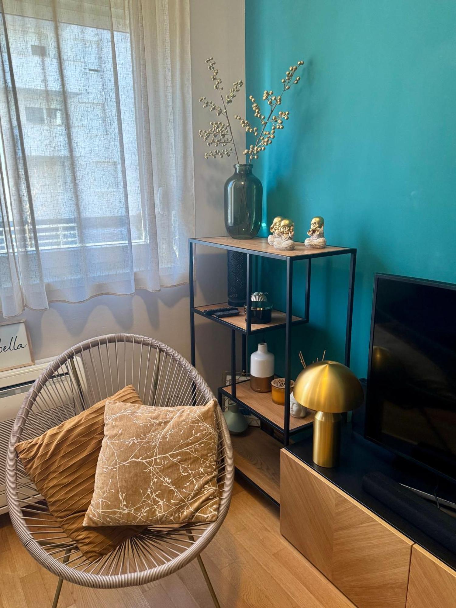 Cozy On Location With Private Parking Apartament
